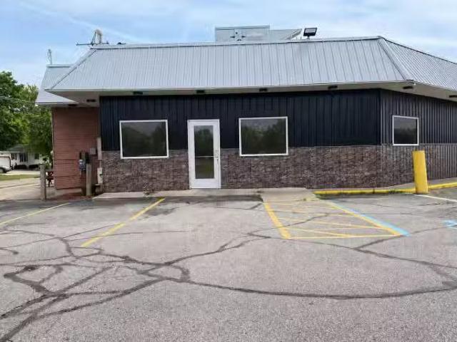 801 S US Hwy 27 #Unit B, Saint Johns, MI 48879 MLS 26039843
