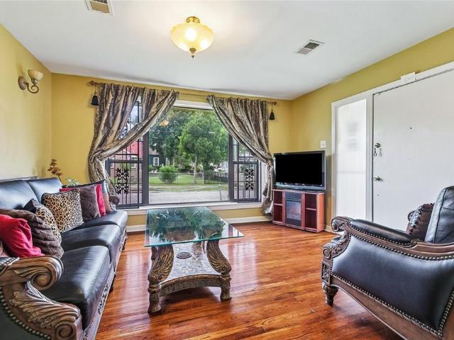 801 Saint Maurice Avenue