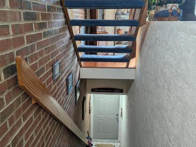 801 Stratford Drive # 15
