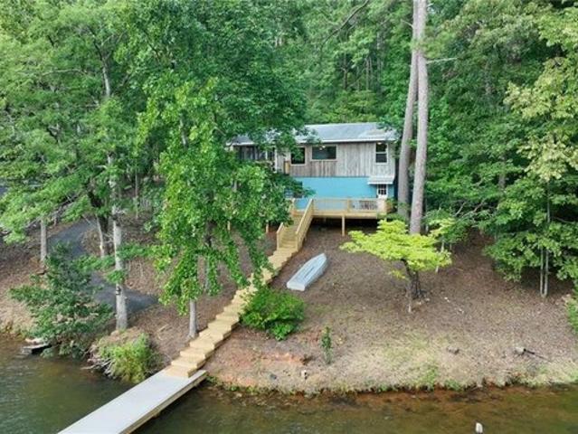 801 Windy Point Dr, Dadeville, AL 36853