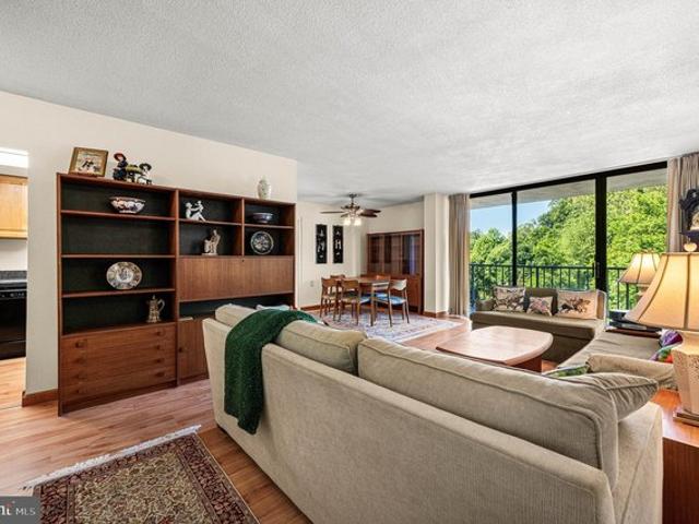 801 Yale Ave Apt 205, Swarthmore, PA 19081
