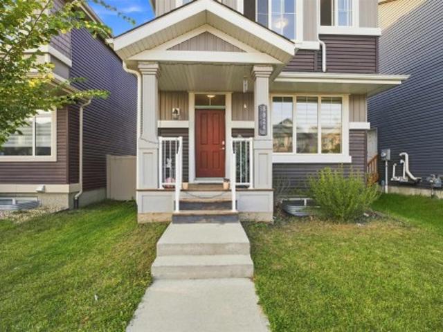 8024 Orchards Green Sw, Edmonton, AB, T6X 2L5 house for sale | Listing ID E4506 | Royal LePage
