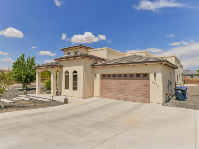 8024 Canoncito Drive NW