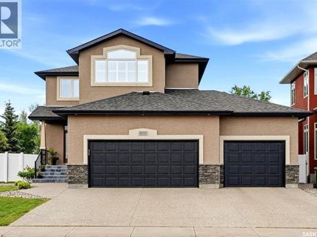 8025 Wascana Gardens Crescent, Regina, SK, S4V 1G8 house for sale | Listing ID SK040560 | Royal LePage