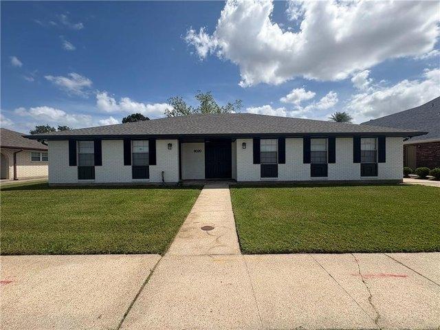8020 Morrison Rd, New Orleans, LA 70126