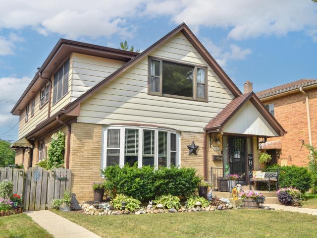 8023 W Beckett Ave, Unit 8023A