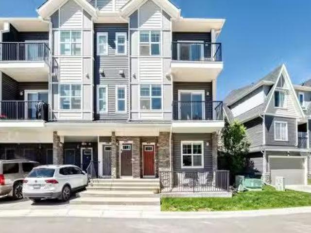 802 250 Fireside View, Cochrane, AB, T4C 2M2 townhouse for s.