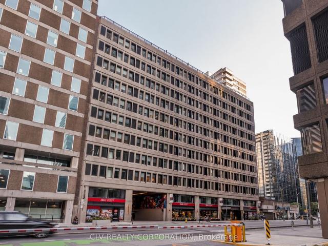 802 360 Laurier Avenue W, Ottawa