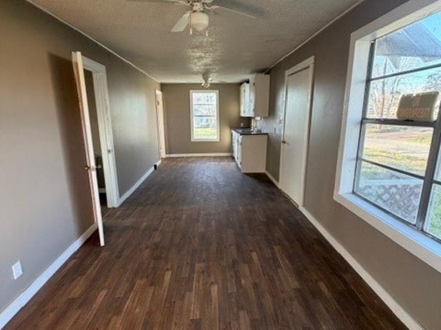 802 Cadwell St, Yoakum, TX 77995 | MLS #604022