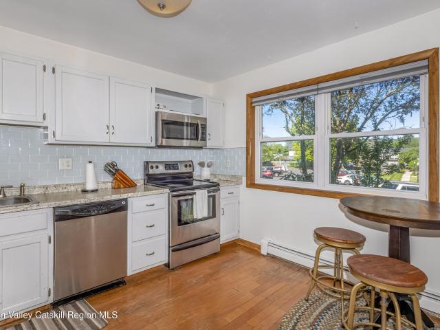 802 Briarwood Court