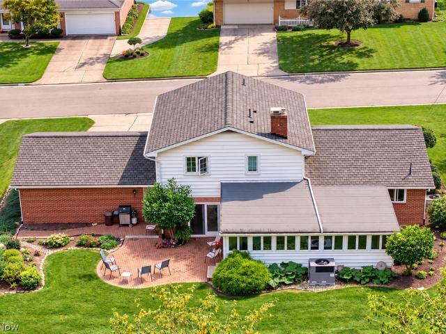 802 Deerfield Lane NE
