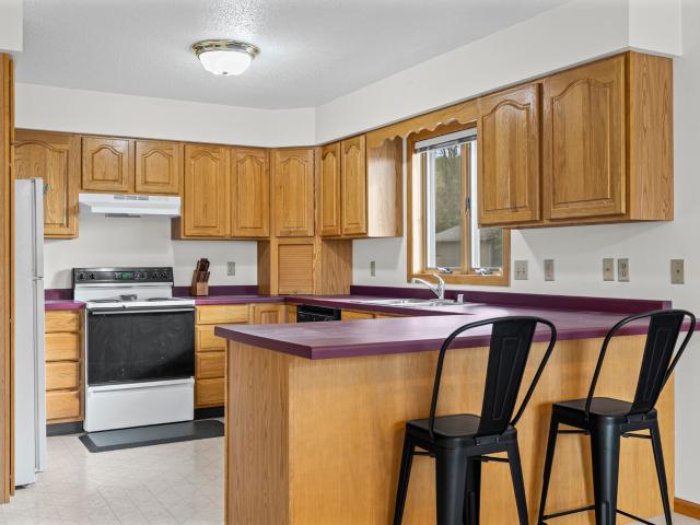 802 Laurel E Pl