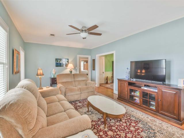 802 S Day Street