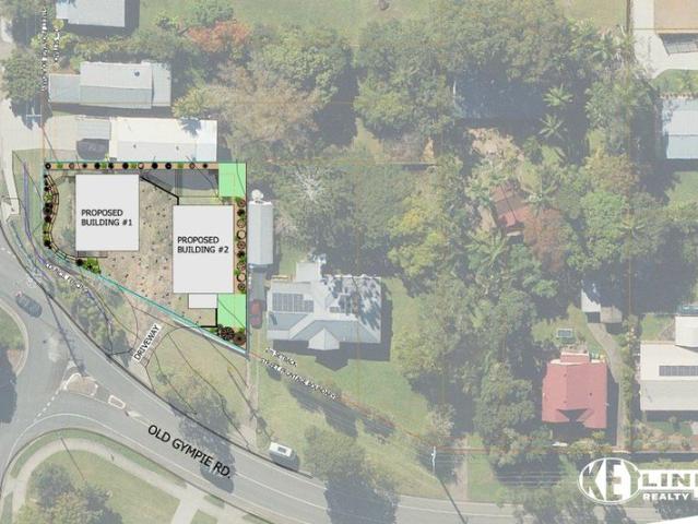 802 sqm Corner Block Ready for Dual Dwelling!