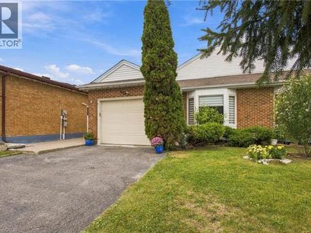 802 Strasburg Road, Kitchener, ON, N2E 2Y3 house for sale | Listing ID 40867 | Royal LePage