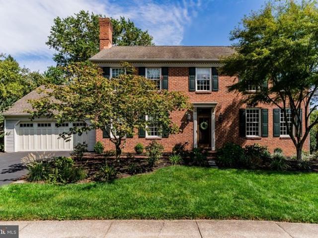 802 Pamelas Ln, Mechanicsburg, PA 17050
