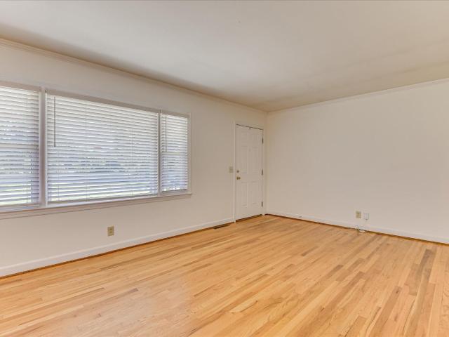 802 Woodside Drive