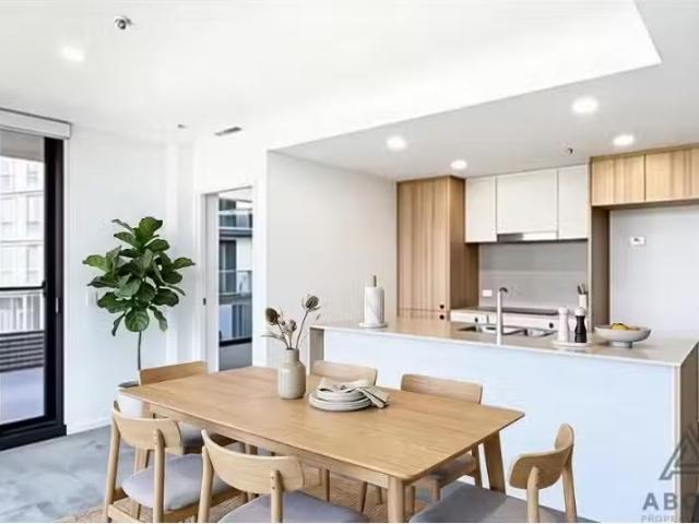 803/4 Grazier Lane, Belconnen Apartment for rent Listed by Zo.