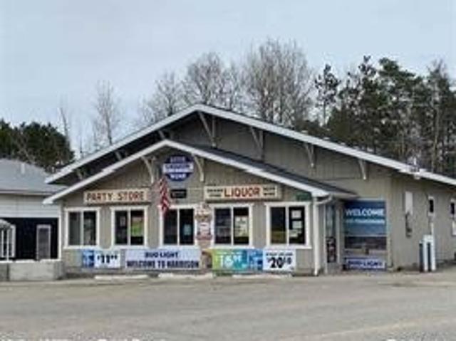8036 N Clare Ave, Frost Township, MI 48625
