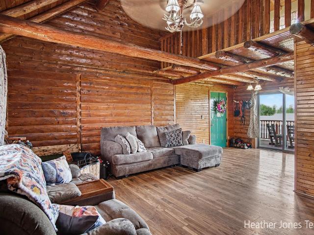 8038 N Greenville Road