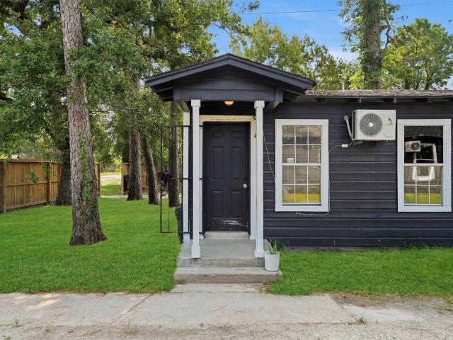 8038 Record Street