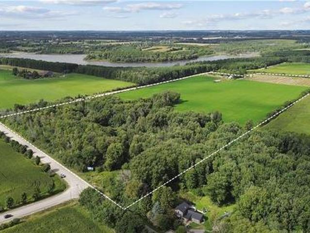 8033 Sideroad 10, Guelph, ON, N1H 6J1 house for sale | Listing ID 40769 | Royal LePage