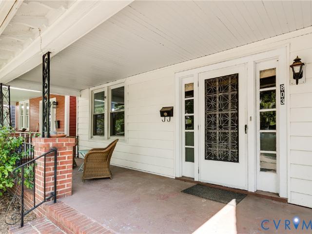 803 Chimborazo Boulevard