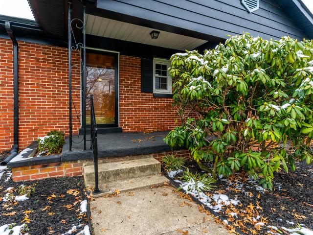 803 Clintonville Road