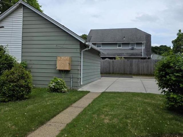 803 Ashbourne Road