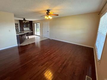 803 Longfellow Drive