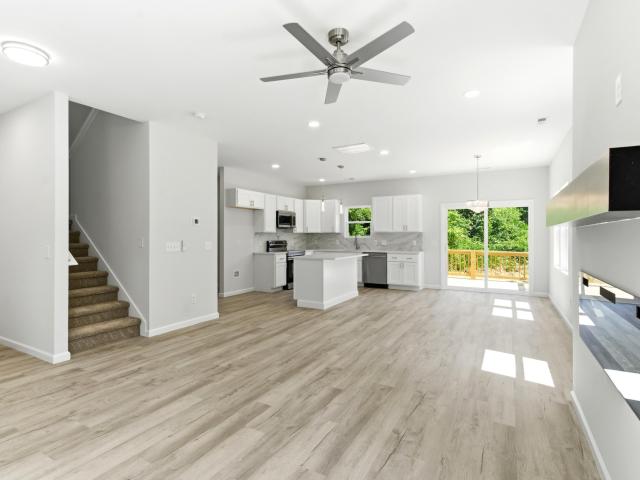 803 Lakeside Avenue