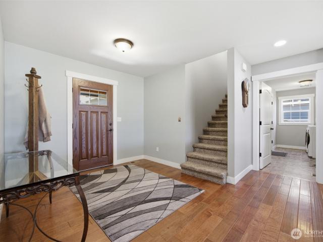 803 Mapleridge Drive