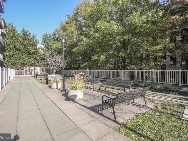 8045 Newell St, Unit 309, Silver Spring, MD 20910 | MLS #MDMC2229