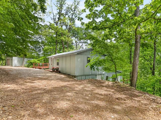 8045 Sarah Thomas Rd