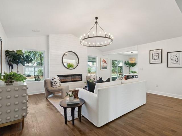 8046 Nova Ct, North Charleston, SC 29420