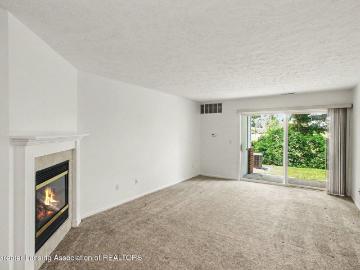804 Carom Circle