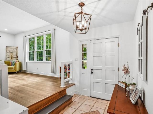 804 Bobolink Court