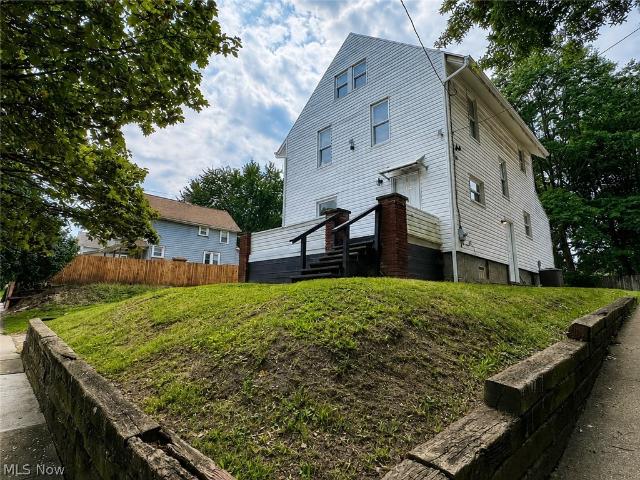 804 Beardsley Street