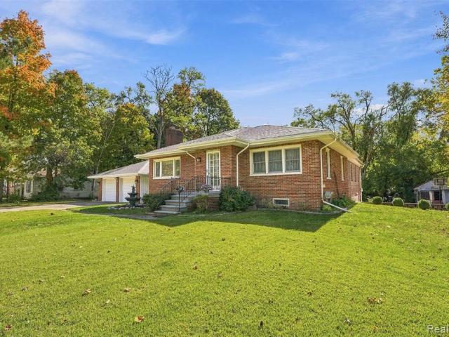 804 E Avon Road
