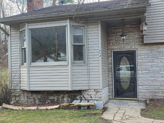 804 E First St