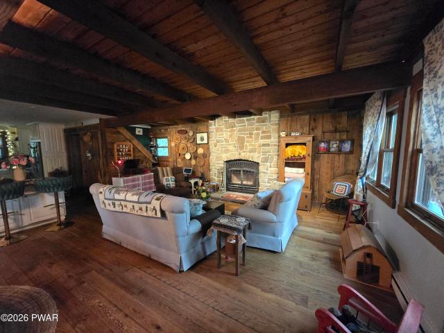 804 Fetlock Court