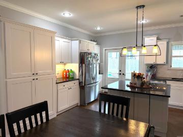804 Laurel Court