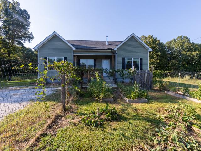 804 Nels Adams Rd