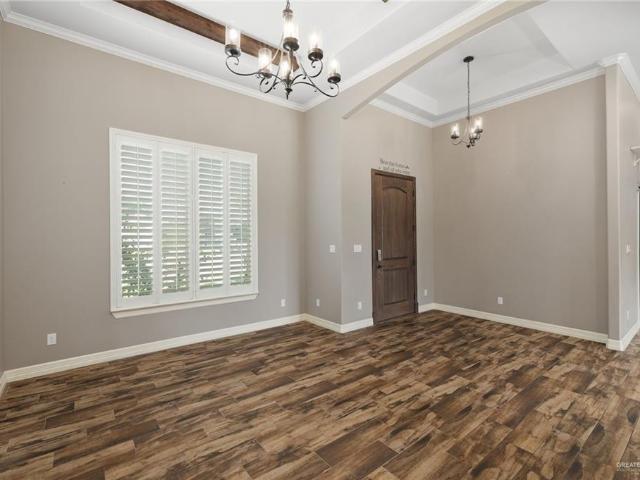 804 Splendor Boulevard