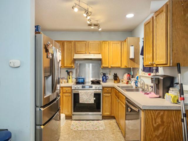 8056 Shadow Oak Drive