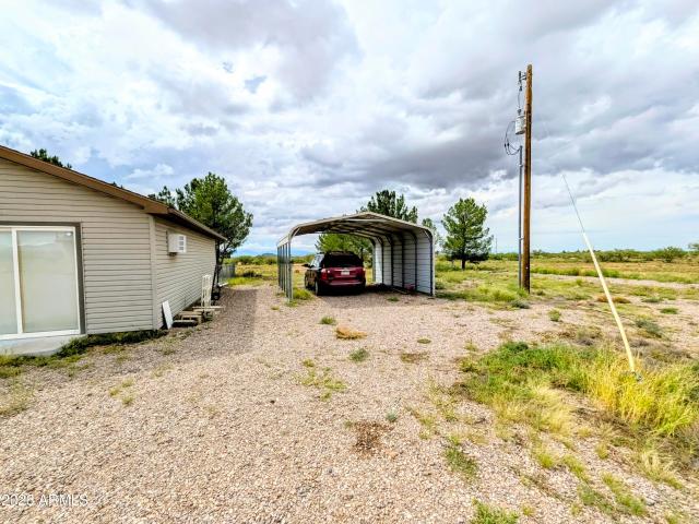 8050 E DUNN Lane