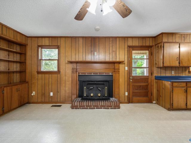 8051 Upper Snake Road