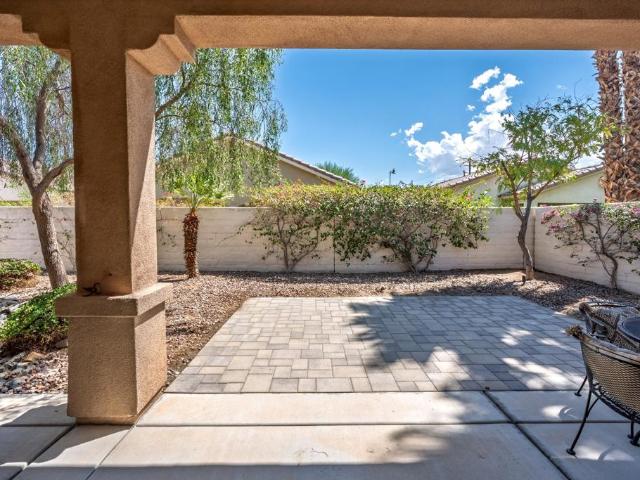 80529 Avenida San Fernando