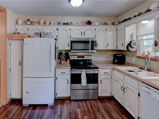 805 Citadel Drive