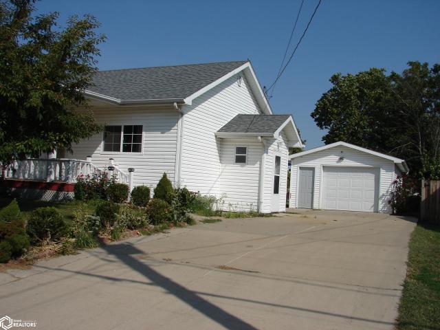 805 E Madison